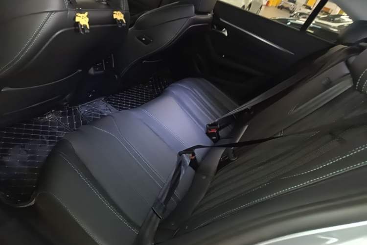 Used Peugeot 508 2023 508L 400THP Driving Flagship Edition Left Rear Seat