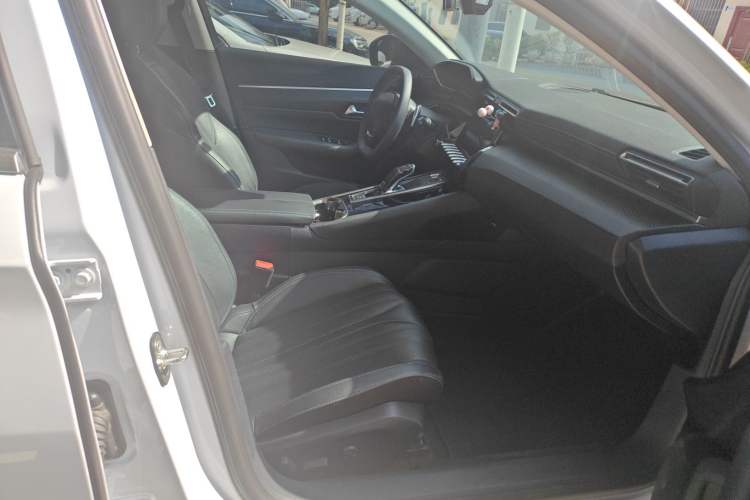 Used Peugeot 508 2023 508L 400THP Driving Flagship Edition Right Front Seat