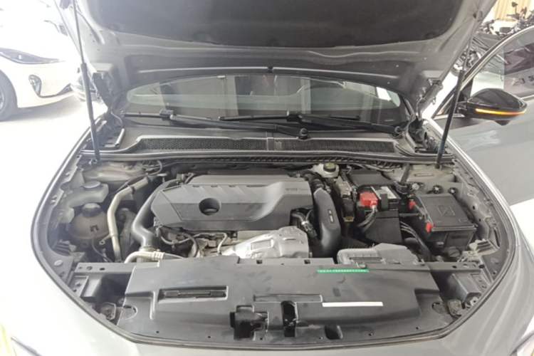 Used Peugeot 508 2023 508L 400THP Driving Flagship Edition Engine Bay
