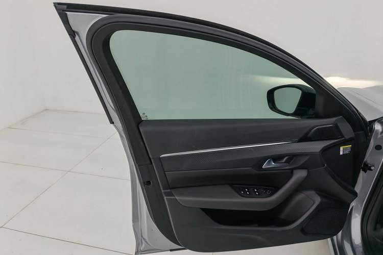 Used Peugeot 508 2023 508L 400THP Driving Control Flagship Edition Interior 2