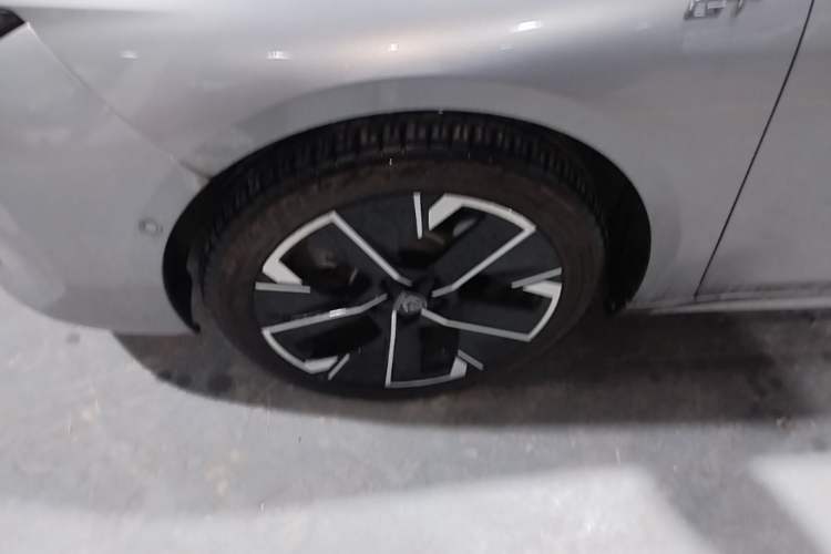 Used Peugeot 508 2023 508L 400THP Grand Touring Flagship Edition Left Front Wheel Hub