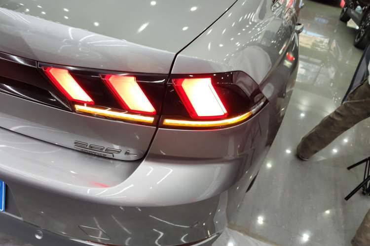 Used Peugeot 508 2023 508L 400THP Driving Flagship Edition Right Rear Taillight