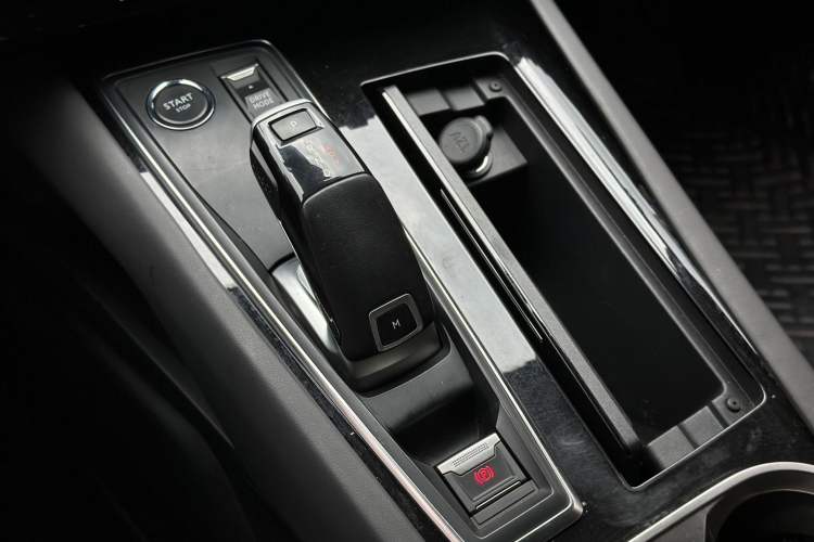 Used Peugeot 508 2023 508L 400THP Driving Control Flagship Edition Interior 10