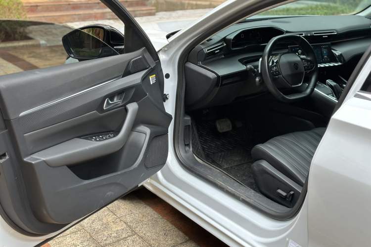 Used Peugeot 508 2023 508L 400THP Driving Control Flagship Edition Interior 4