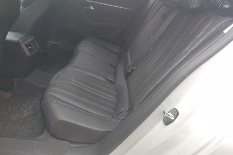 Used Peugeot 508 2023 508L 400THP Driving Control Flagship Edition Left Rear Seat
