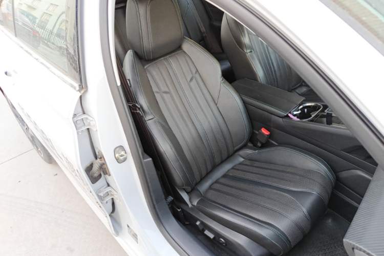 Used Peugeot 508 2023 508L 400THP Driving Flagship Edition Right Front Seat