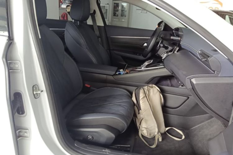 Used Peugeot 508 2023 508L 400THP Grand Touring Flagship Edition Right Front Seat