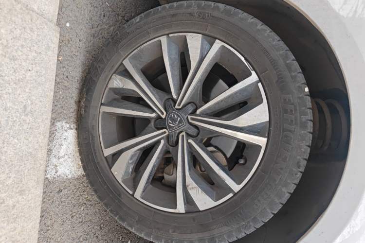 Used Peugeot 508 2023 508L 400THP Driving Control Flagship Edition Right Front Wheel Hub