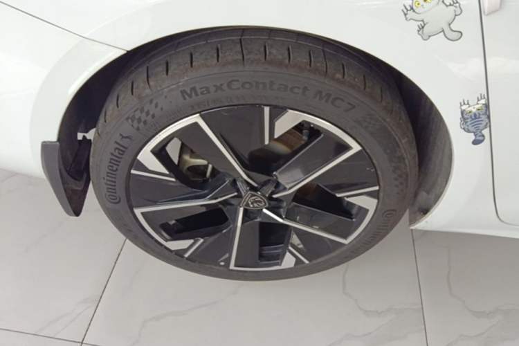Used Peugeot 508 2023 508L 400THP Grand Touring Flagship Edition Right Rear Wheel Hub