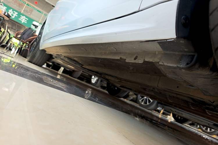 Used Peugeot 508 2023 508L 400THP Driving Flagship Edition Right Side Sill