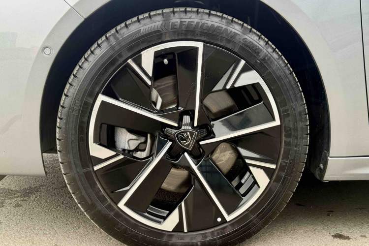 Used Peugeot 508 2025 508L 400THP Driving Flagship Edition Exterior 7
