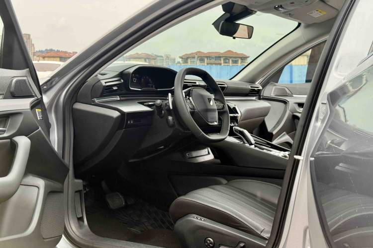 Used Peugeot 508 2025 508L 400THP Driving Flagship Edition Interior 2