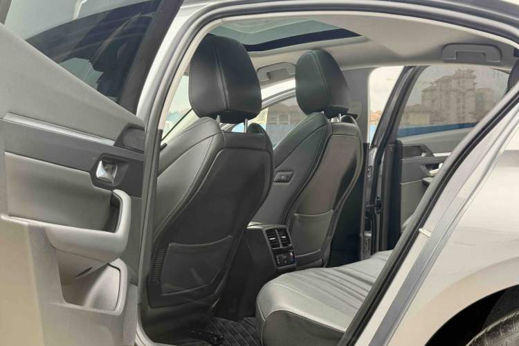 Used Peugeot 508 2025 508L 400THP Driving Flagship Edition Interior 5