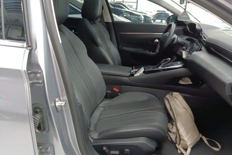 Used Peugeot 508 2025 508L 400THP Driving Flagship Edition Right Front Seat