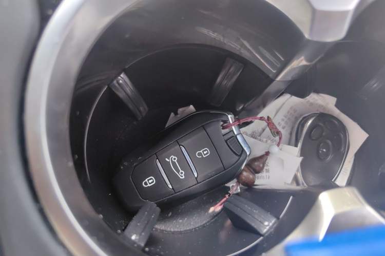 Used Peugeot 508L New Energy 2021 1.6T Plug-in Hybrid Tech Edition Vehicle Key