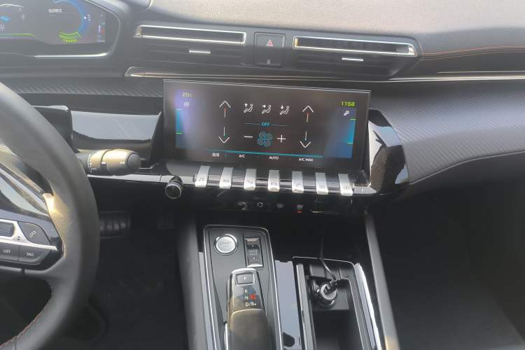 Used Peugeot 508L New Energy 2021 1.6T Plug-in Hybrid Tech Edition Audio And AC Panel