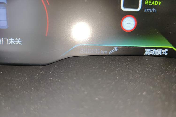 Used Peugeot 508L New Energy 2021 1.6T Plug-in Hybrid Tech Edition Odometer Close Up