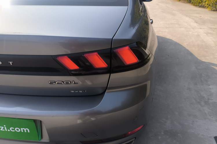 Used Peugeot 508L New Energy 2021 1.6T Plug-in Hybrid Tech Edition Right Rear Taillight