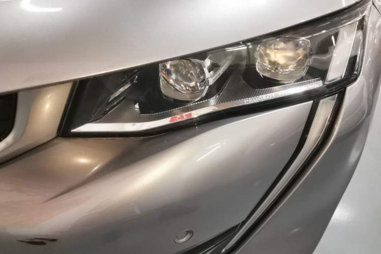 Used Peugeot 508L New Energy 2021 1.6T Plug-in Hybrid Tech Edition Left Front Headlight