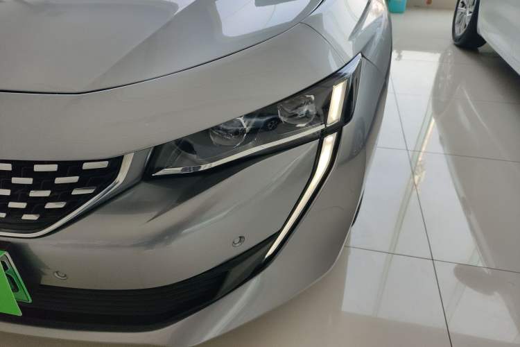 Used Peugeot 508L New Energy 2021 1.6T Plug-in Hybrid Tech Edition Left Front Headlight