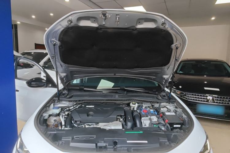 Used Peugeot 508L New Energy 2021 1.6T Plug-in Hybrid Tech Edition Engine Bay