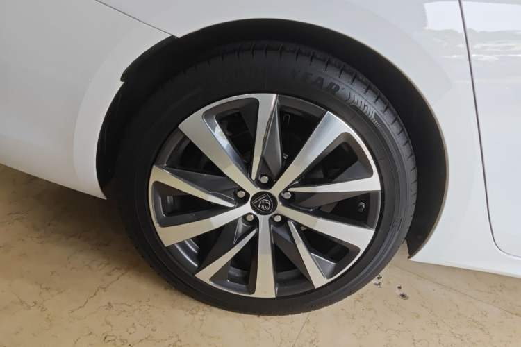 Used Peugeot 508L New Energy 2021 1.6T Plug-in Hybrid Tech Edition Exterior 5