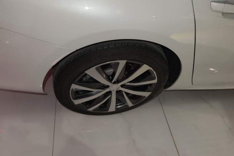 Used Peugeot 508L New Energy 2021 1.6T Plug-in Hybrid Tech Edition Exterior 8