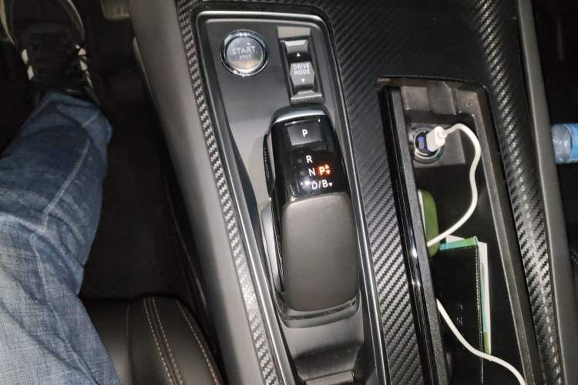 Used Peugeot 508L New Energy 2021 1.6T Plug-in Hybrid Tech Edition Gear Lever