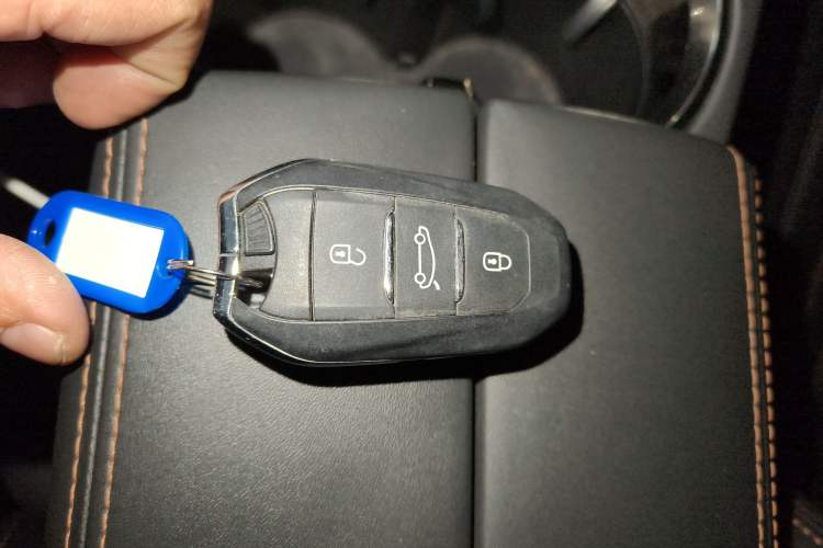 Used Peugeot 508L New Energy 2021 1.6T Plug-in Hybrid Tech Edition Interior 1