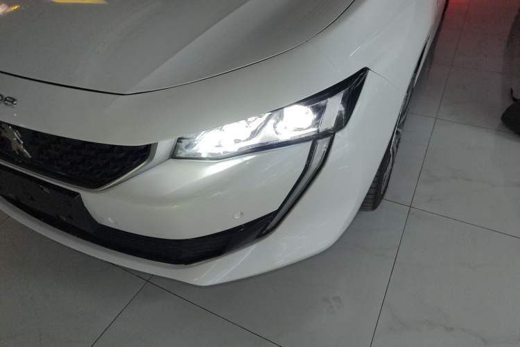Used Peugeot 508L New Energy 2021 1.6T Plug-in Hybrid Tech Edition Left Front Headlight