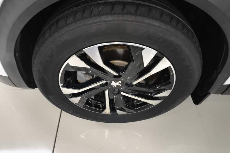 Used Peugeot e2008 2020 Fēngshàng Version Exterior 3