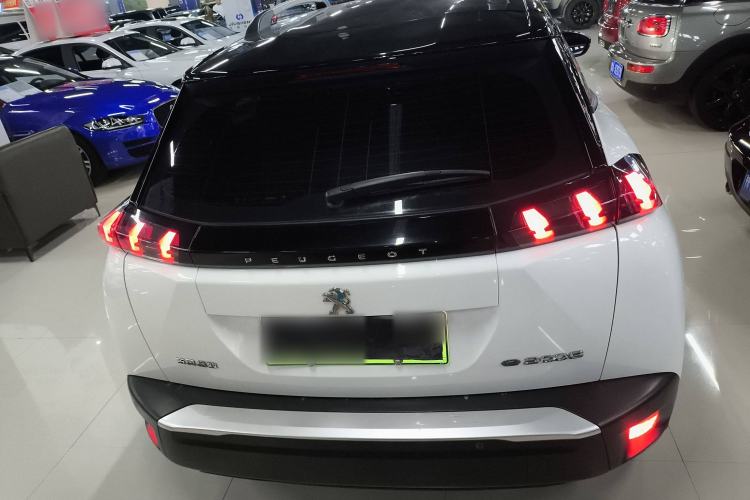 Used Peugeot e2008 2020 Fēngshàng Version Exterior 5