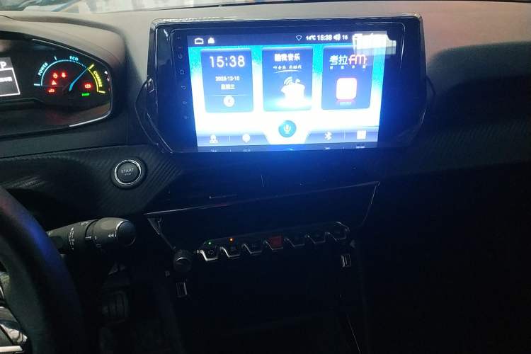 Used Peugeot e2008 2020 Fēngshàng Version Audio And AC Panel