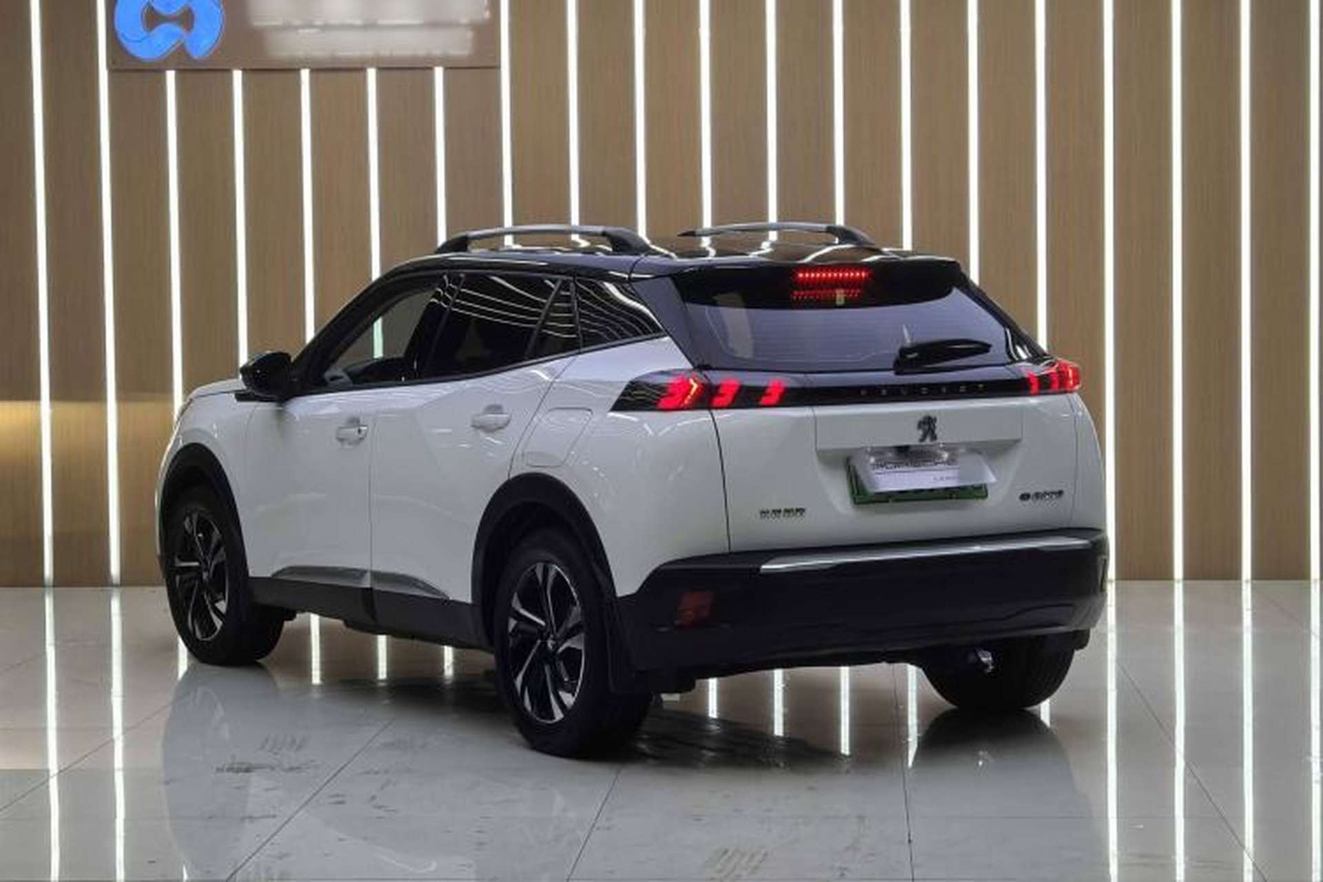 Used Peugeot e2008 2020 Fēngshàng Version Exterior 2