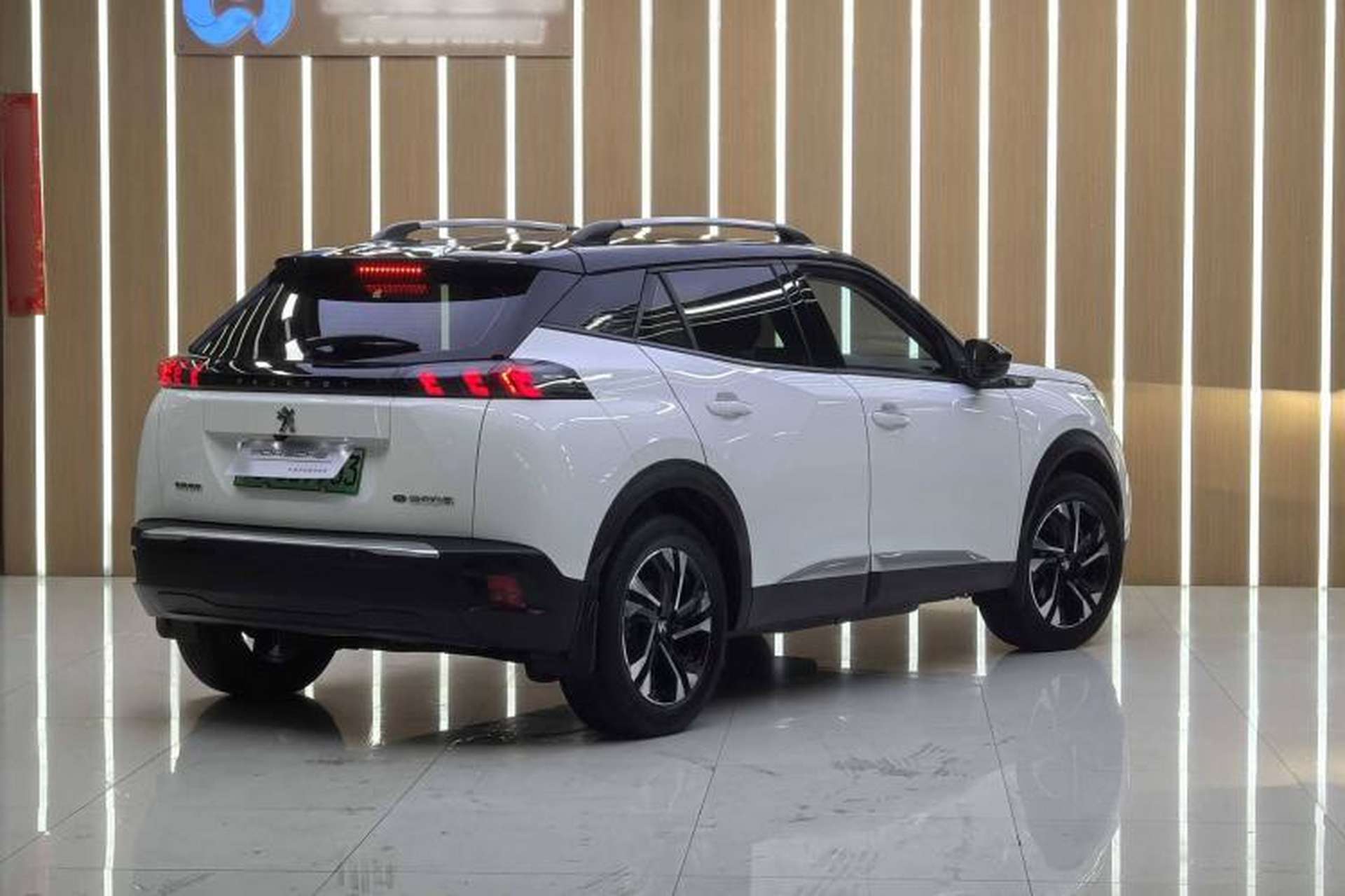 Used Peugeot e2008 2020 Fēngshàng Version Exterior 3