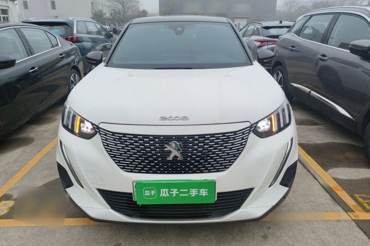 Used Peugeot e2008 2020 3D ZhenShang Edition Front