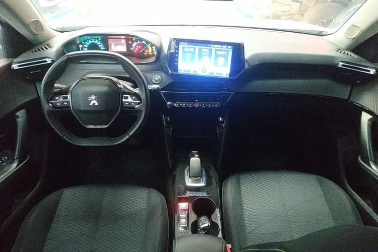 Used Peugeot e2008 2020 Fēngshàng Version Interior 2