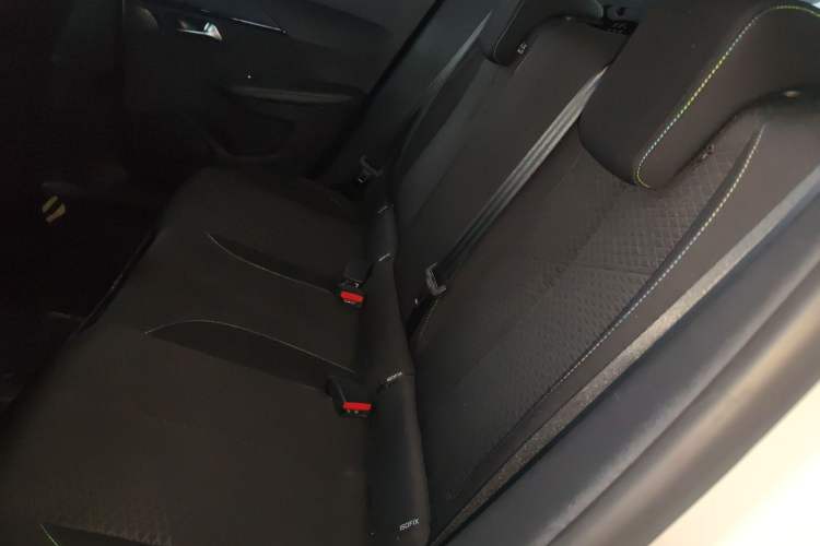 Used Peugeot e2008 2020 Fēngshàng Version Left Rear Seat