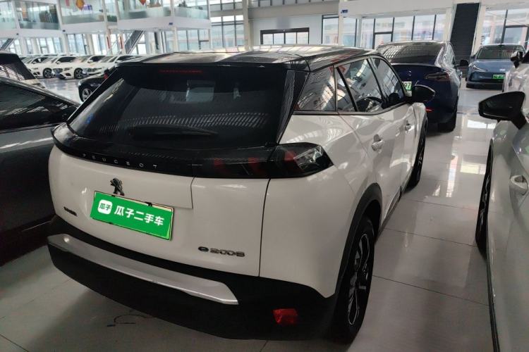 Used Peugeot e2008 2020 Fēngshàng Version Rear Right 45 Deg