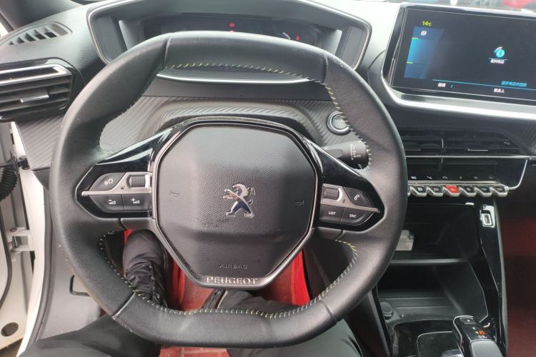 Used Peugeot e2008 2020 3D ZhenShang Edition Steering Wheel