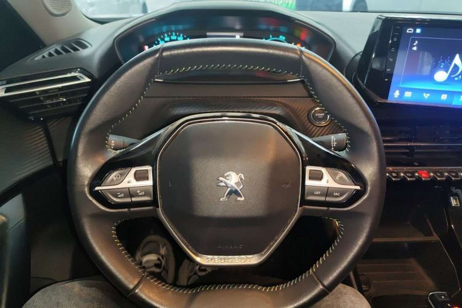 Used Peugeot e2008 2020 Fēngshàng Version Steering Wheel
