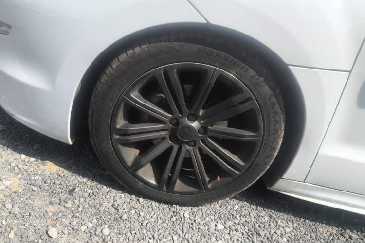 Used Peugeot RCZ 2014 1.6T Fashion Edition Left Front Wheel Hub