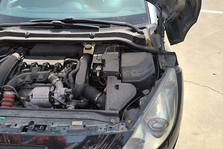 Used Peugeot RCZ 2011 1.6T Luxury Sport Model Engine Bay Left