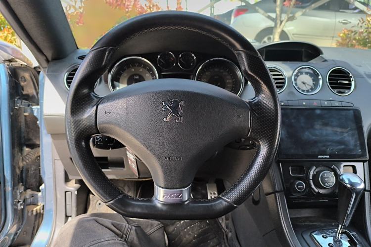 Used Peugeot RCZ 2011 1.6T Luxury Sport Model Steering Wheel