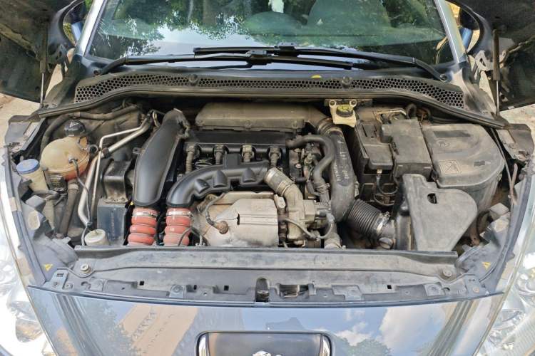 Used Peugeot RCZ 2011 1.6T Luxury Elegant Model Engine Bay