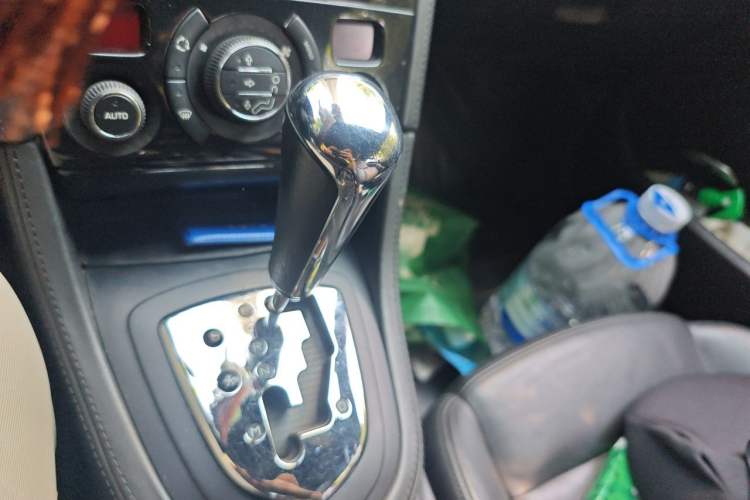 Used Peugeot RCZ 2011 1.6T Luxury Elegant Model Gear Lever