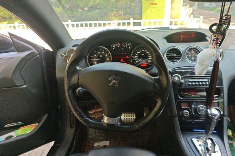 Used Peugeot RCZ 2011 1.6T Luxury Elegant Model Steering Wheel