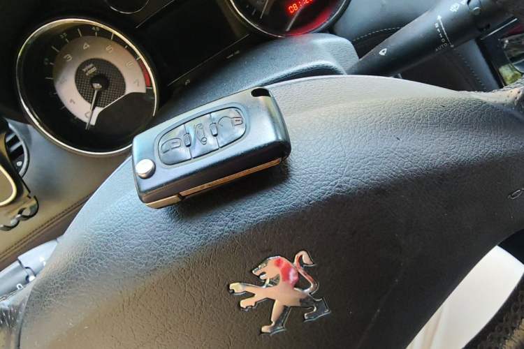 Used Peugeot RCZ 2011 1.6T Luxury Elegant Model Vehicle Key