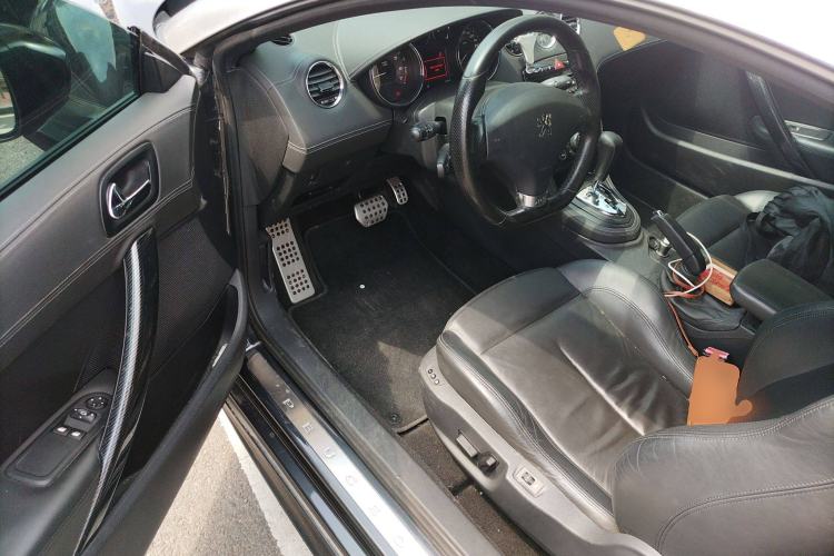 Used Peugeot RCZ 2011 1.6T Fashion Edition Driver Seat