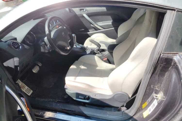 Used Peugeot RCZ 2011 1.6T Luxury Sport Model Left Front Seat